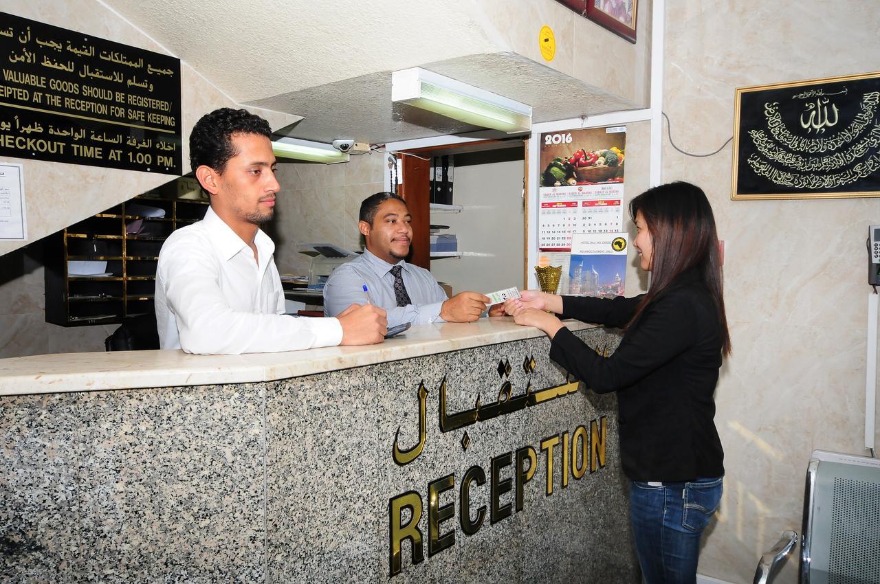 Al Qaid Hotel Dubai Buitenkant foto